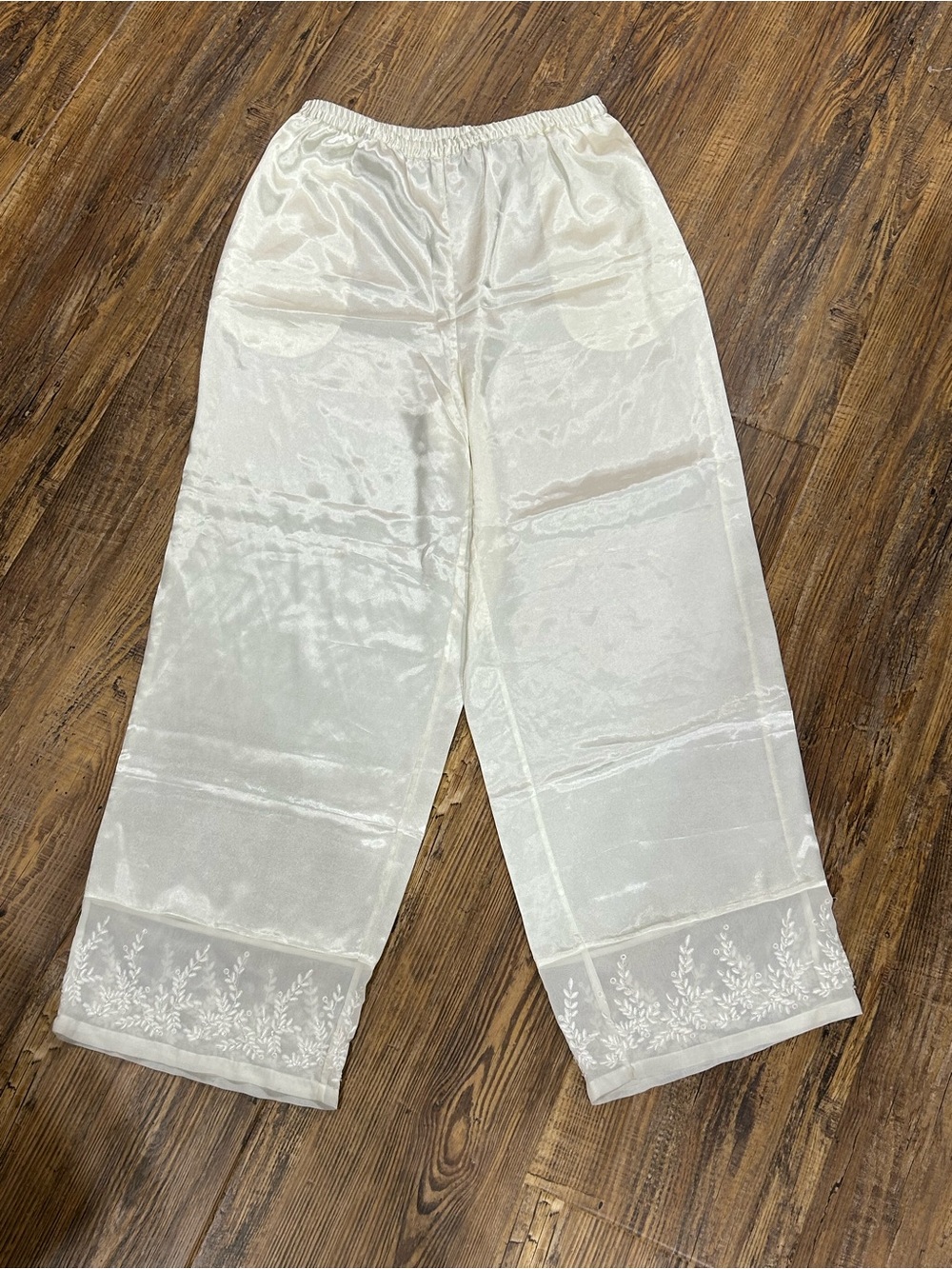Laura Leigh Ltd Ivory Satin Wide Leg Pajama Bottoms M Embroidered Hem